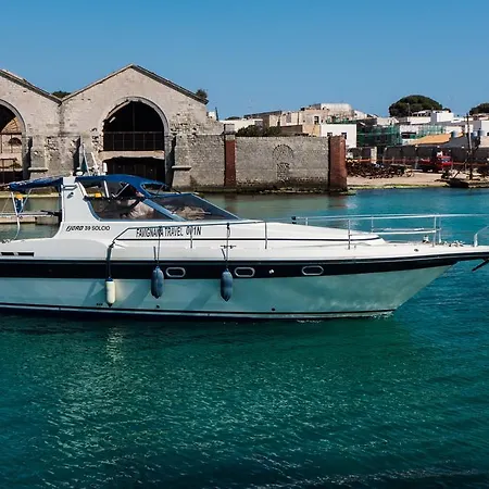 Natante Fjord Solcio 39 Botel Favignana
